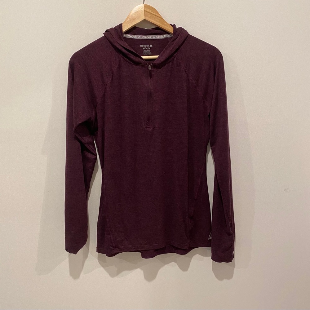 REEBOK athletic top